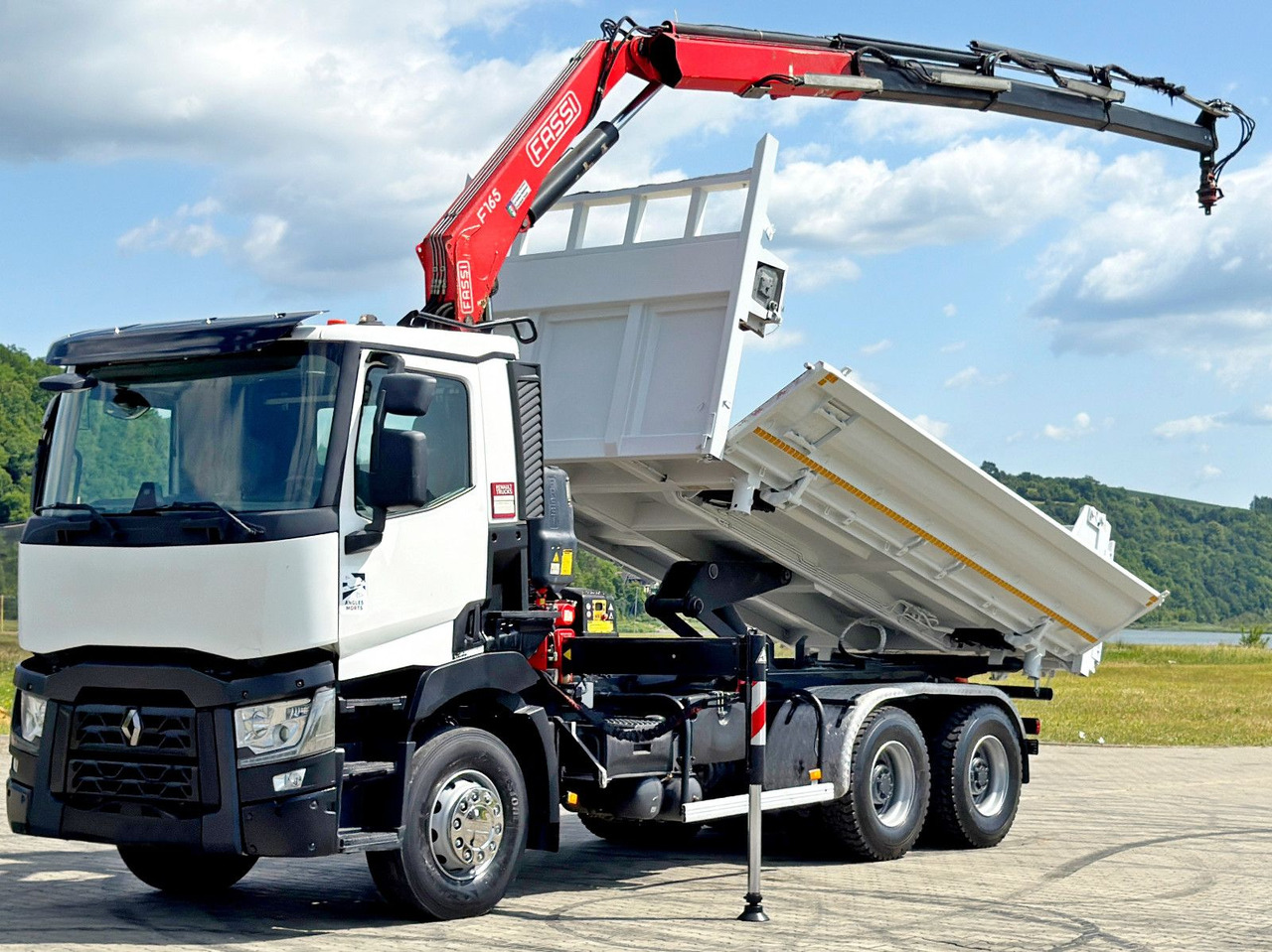 Renault C 430 * FASSI F165A.0.23 + FUNK * 6x4 - Crane truck: picture 3 Renault C 430 * FASSI F165A.0.23 + FUNK * 6x4 - Crane truck: picture 3