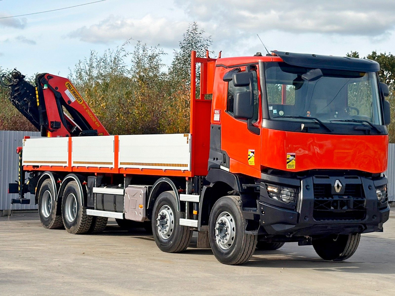 Renault C430 * PALFINGER PK 26002 - EH F + FUNK/ 8x4 - Crane truck: picture 4 Renault C430 * PALFINGER PK 26002 - EH F + FUNK/ 8x4 - Crane truck: picture 4