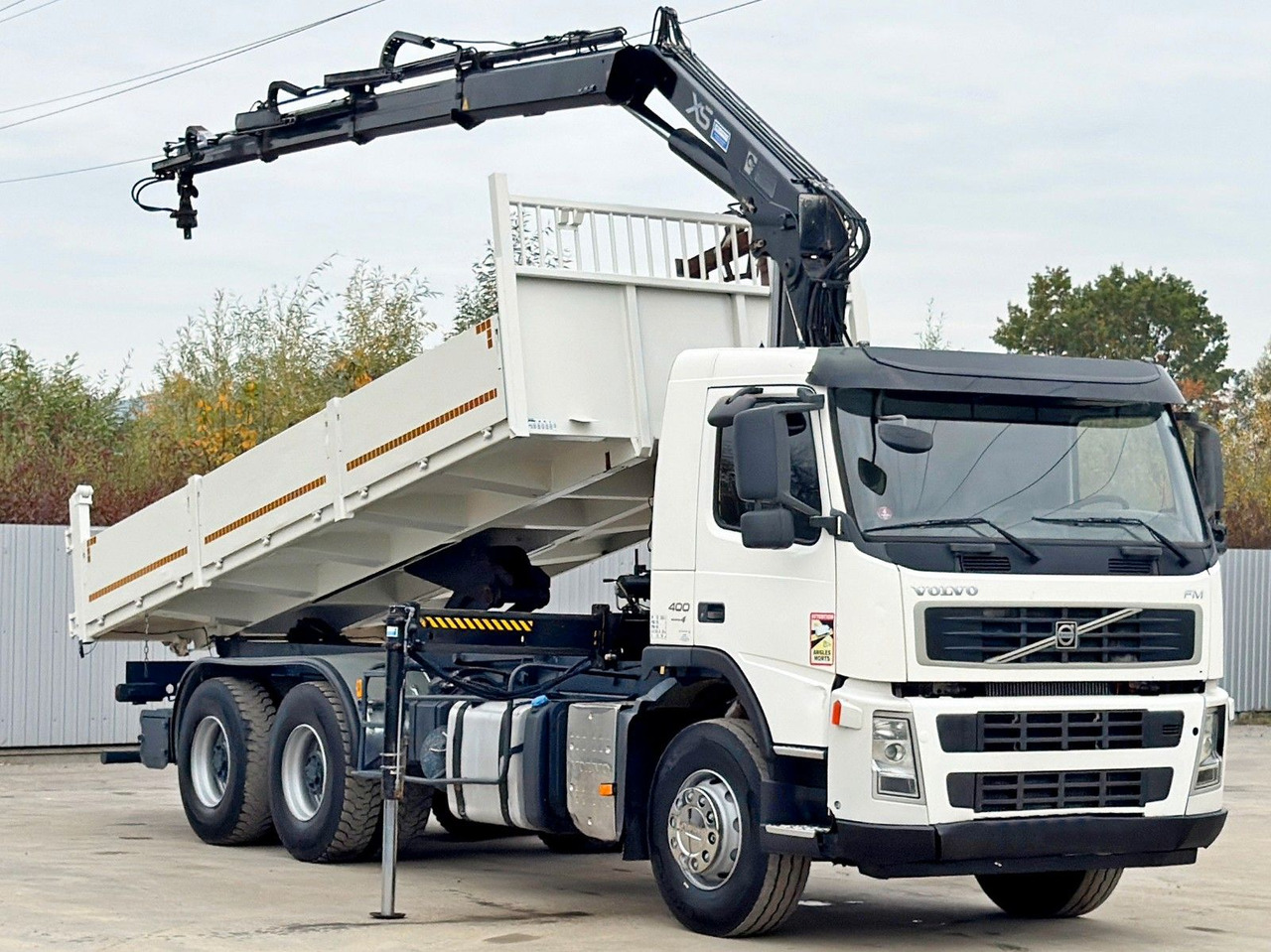 Volvo FM 400 Kipper 6,20m * HIAB 144 B-3 HIDUO* 6x4 - Crane truck: picture 3 Volvo FM 400 Kipper 6,20m * HIAB 144 B-3 HIDUO* 6x4 - Crane truck: picture 3