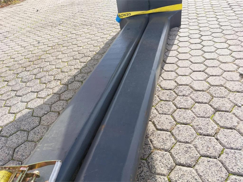 Hyster TW KISSING COIL FORKS H32XM-12 / AT.06.0153H1U - Forks for Material handling equipment: picture 5 Hyster TW KISSING COIL FORKS H32XM-12 / AT.06.0153H1U - Forks for Material handling equipment: picture 5