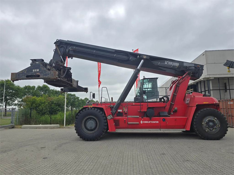 Kalmar DRG450-65S5XS - Reach stacker: picture 2 Kalmar DRG450-65S5XS - Reach stacker: picture 2