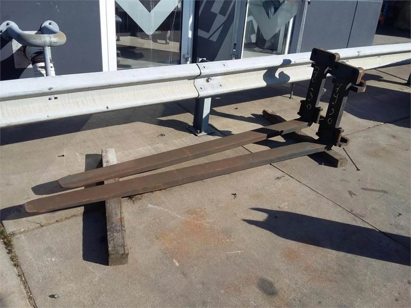 Kalmar ROLL-TYPE 2440X125X50 - Forks for Material handling equipment: picture 2 Kalmar ROLL-TYPE 2440X125X50 - Forks for Material handling equipment: picture 2