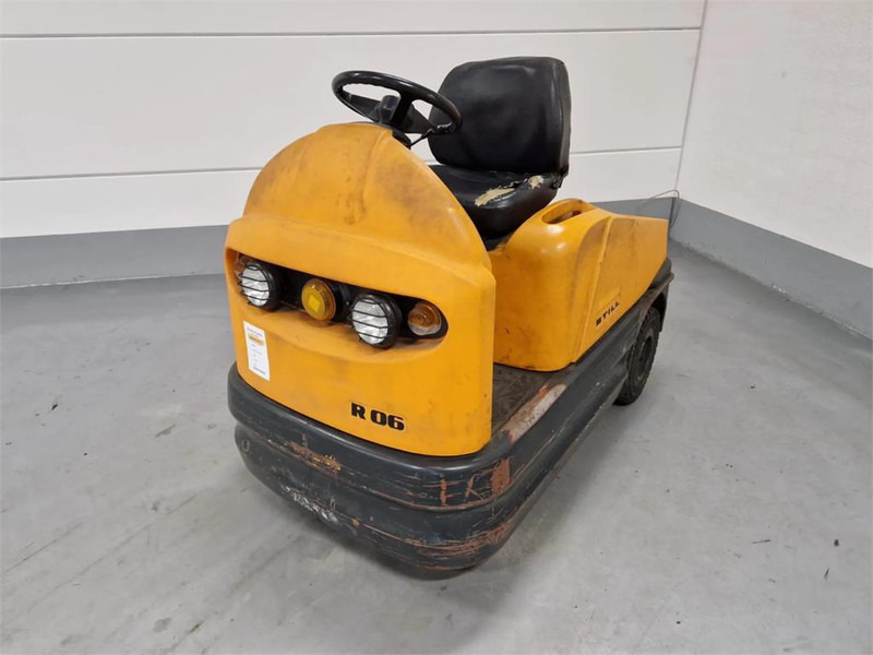 Still R06 - Electric forklift: picture 3 Still R06 - Electric forklift: picture 3