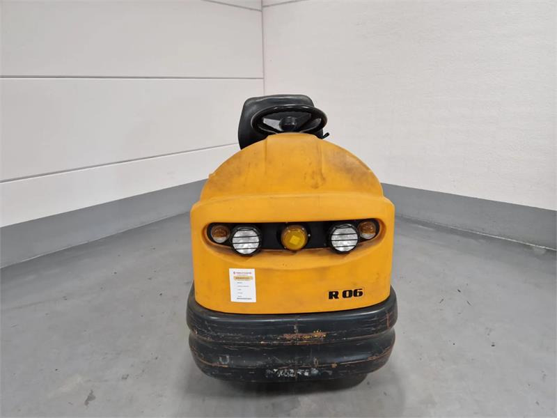 Still R06 - Electric forklift: picture 5 Still R06 - Electric forklift: picture 5