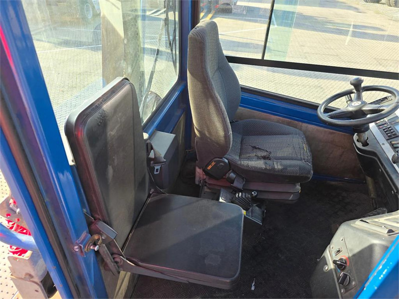 Terminal tractor Terberg YT222: picture 16 Terminal tractor Terberg YT222: picture 16