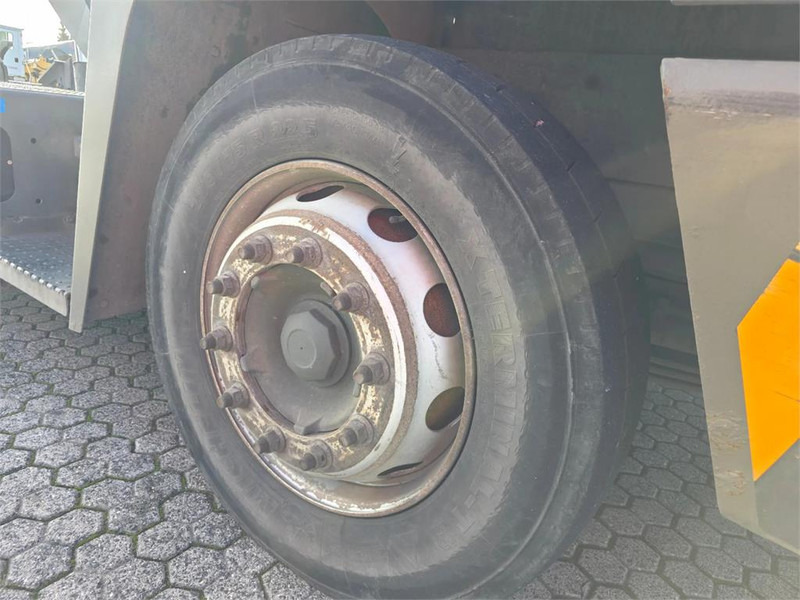 Terminal tractor Terberg YT222: picture 11 Terminal tractor Terberg YT222: picture 11