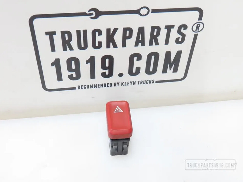 DAF 1832362 Schakelaar - Dashboard for Truck: picture 1 DAF 1832362 Schakelaar - Dashboard for Truck: picture 1