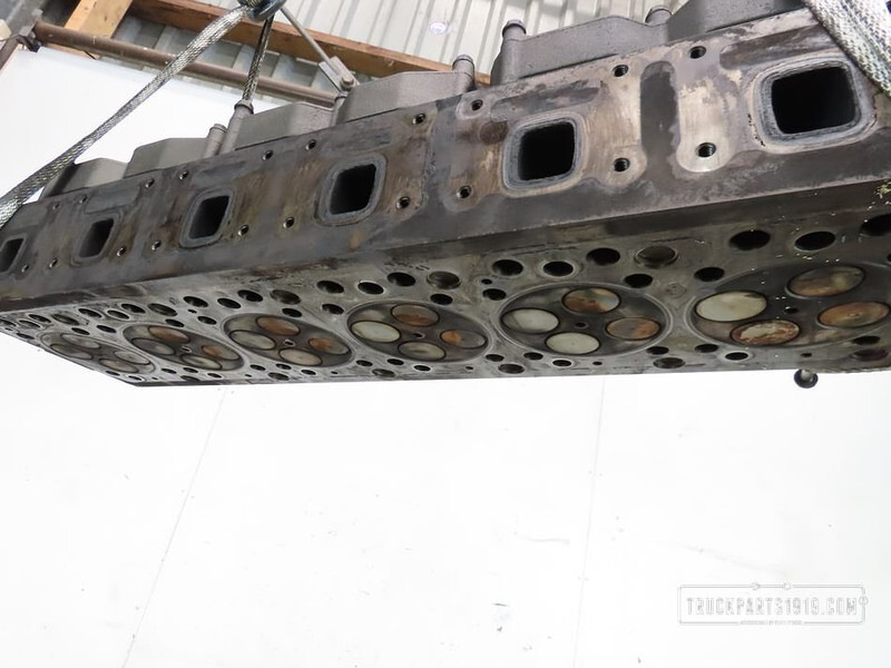 MAN 51.03100-6273 Cilinderkop MAN D0836LFL63 - Cylinder head for Truck: picture 3 MAN 51.03100-6273 Cilinderkop MAN D0836LFL63 - Cylinder head for Truck: picture 3