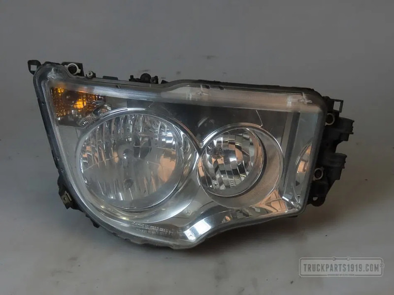 Mercedes-Benz MB A 9608201939 | Lighting Koplamp Re. MP4 - Headlight for Truck: picture 1 Mercedes-Benz MB A 9608201939 | Lighting Koplamp Re. MP4 - Headlight for Truck: picture 1