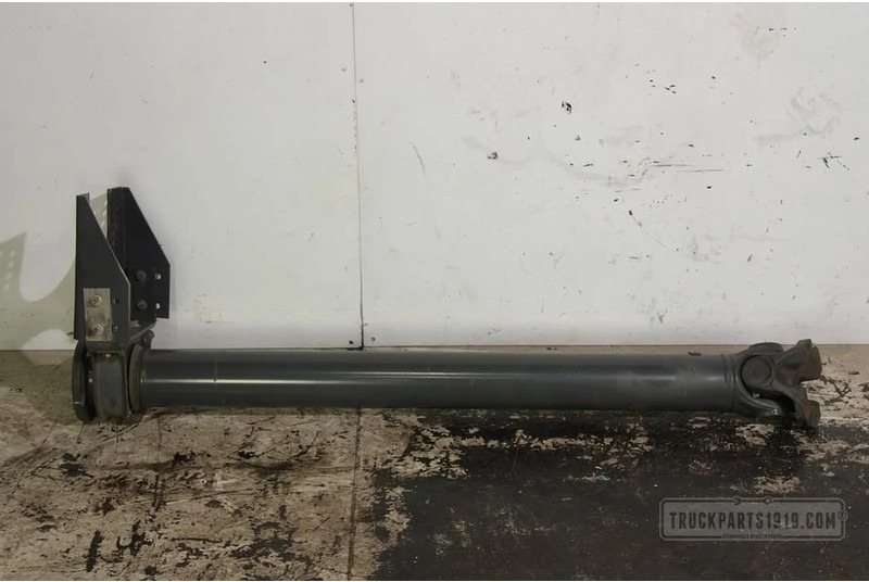 Renault Axle & Steering Parts Aandrijfas L1=1500mm Renault - Drive shaft for Truck: picture 1 Renault Axle & Steering Parts Aandrijfas L1=1500mm Renault - Drive shaft for Truck: picture 1
