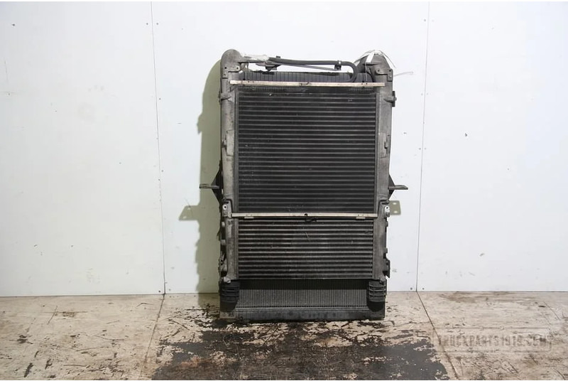 Renault Cooling System Radiateur Intercooler set - Radiator for Truck: picture 2 Renault Cooling System Radiateur Intercooler set - Radiator for Truck: picture 2
