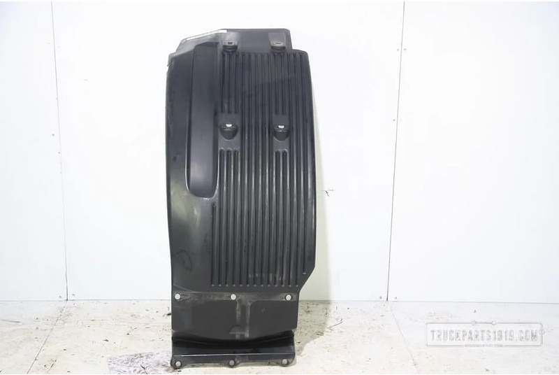 Volvo Body & Chassis Parts Volvo Spatscherm Li. Voor Used - Fender for Truck: picture 1 Volvo Body & Chassis Parts Volvo Spatscherm Li. Voor Used - Fender for Truck: picture 1