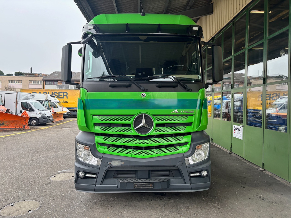 MERCEDES Actros 2543 6x2 Container Transport - Container transporter/ Swap body truck: picture 3 MERCEDES Actros 2543 6x2 Container Transport - Container transporter/ Swap body truck: picture 3