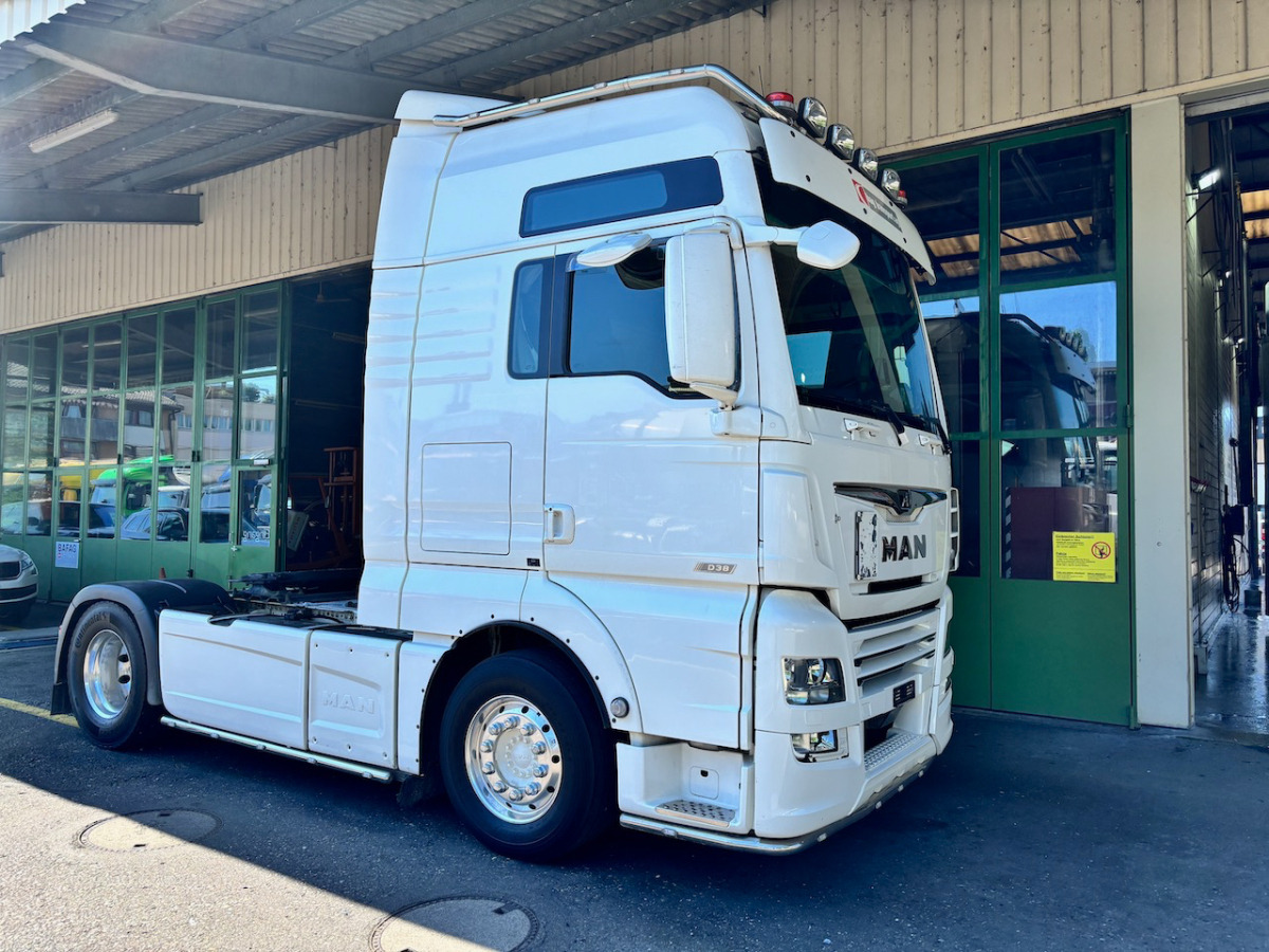 MAN TGX 18.640 - Tractor truck: picture 1 MAN TGX 18.640 - Tractor truck: picture 1