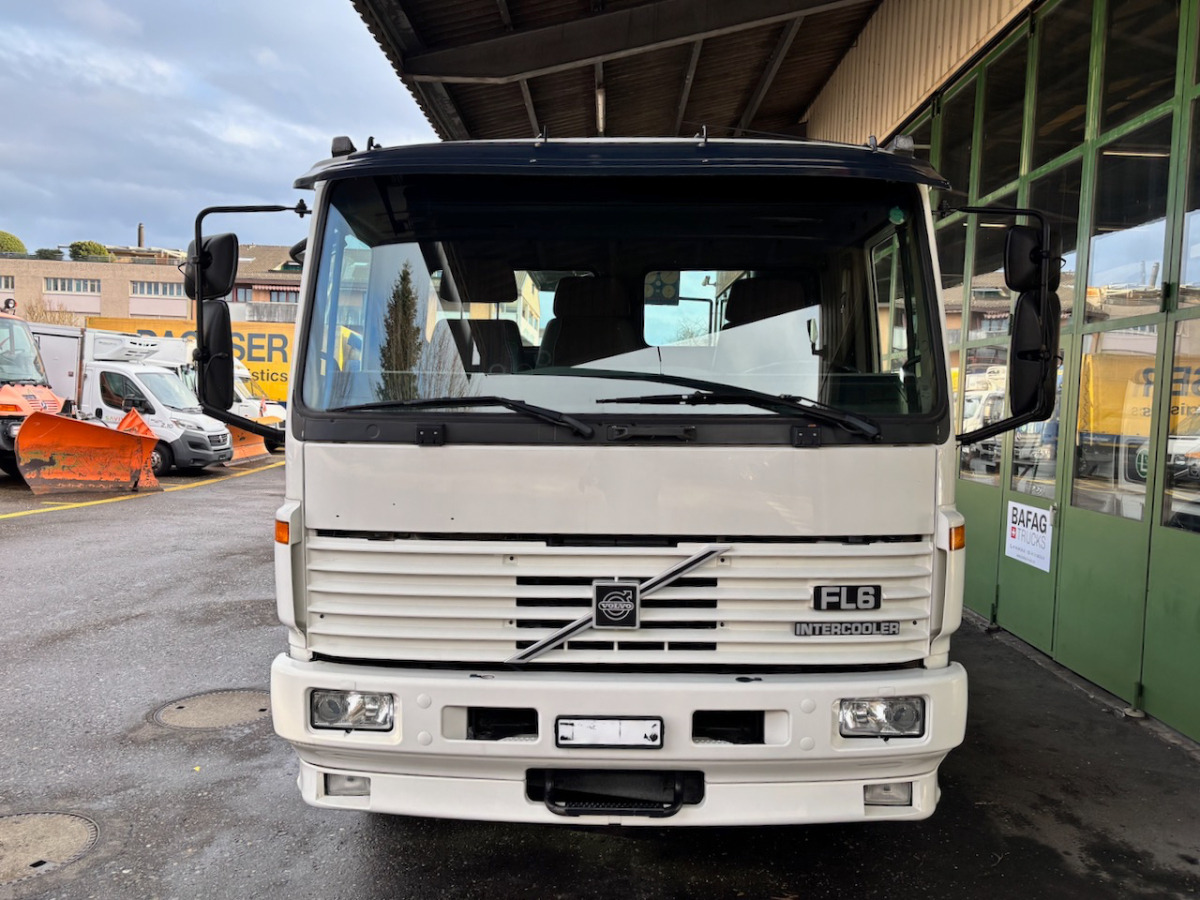 VOLVO FL6H615 - Tractor truck: picture 2 VOLVO FL6H615 - Tractor truck: picture 2