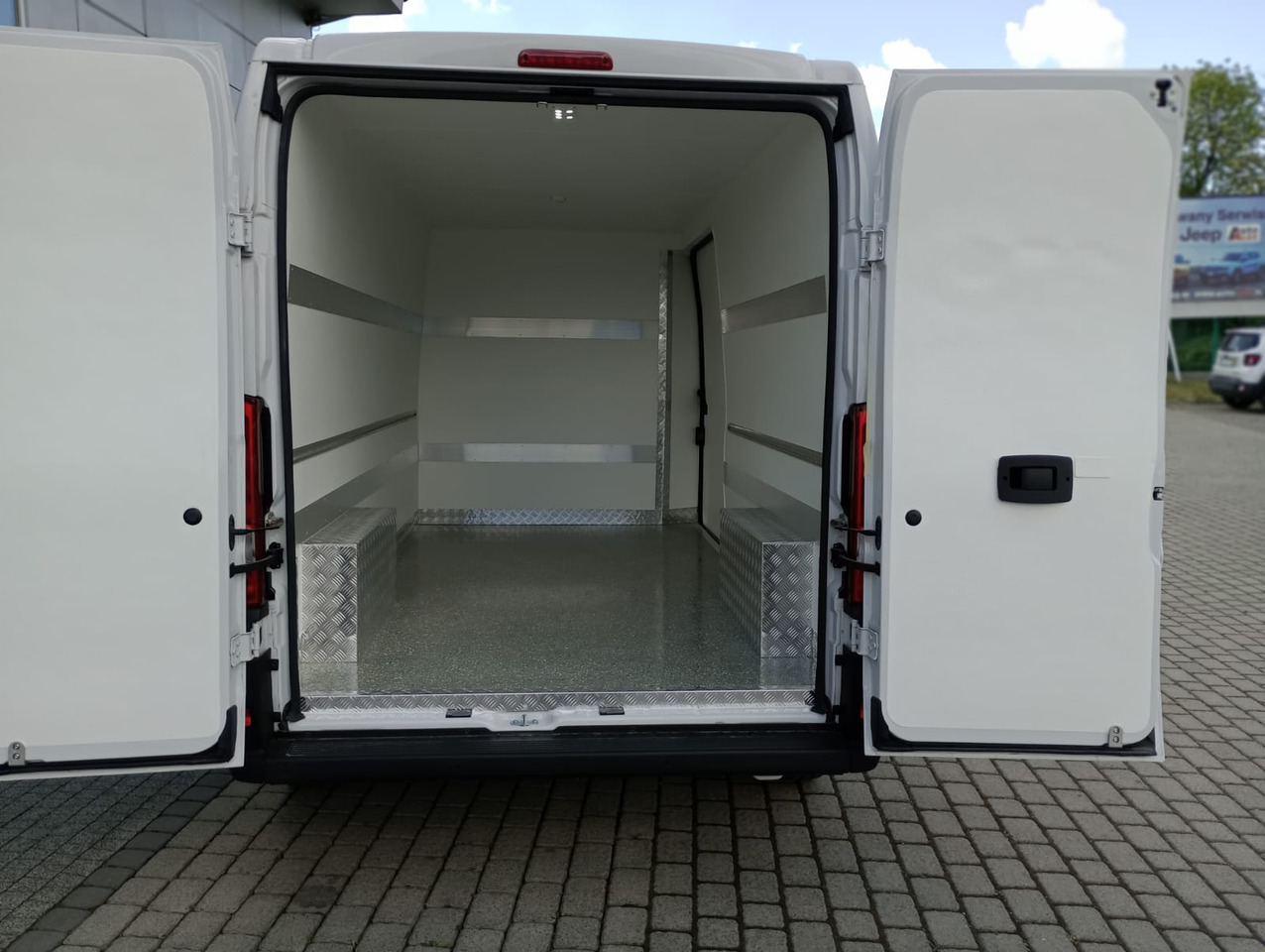Fiat Ducato 140 L3H2 Kühlkasten - Refrigerated delivery van: picture 5 Fiat Ducato 140 L3H2 Kühlkasten - Refrigerated delivery van: picture 5