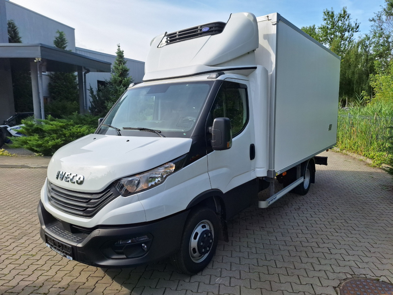 Iveco Daily 70C18 Kühlkoffer LBW BÃR - Refrigerated delivery van: picture 2 Iveco Daily 70C18 Kühlkoffer LBW BÃR - Refrigerated delivery van: picture 2