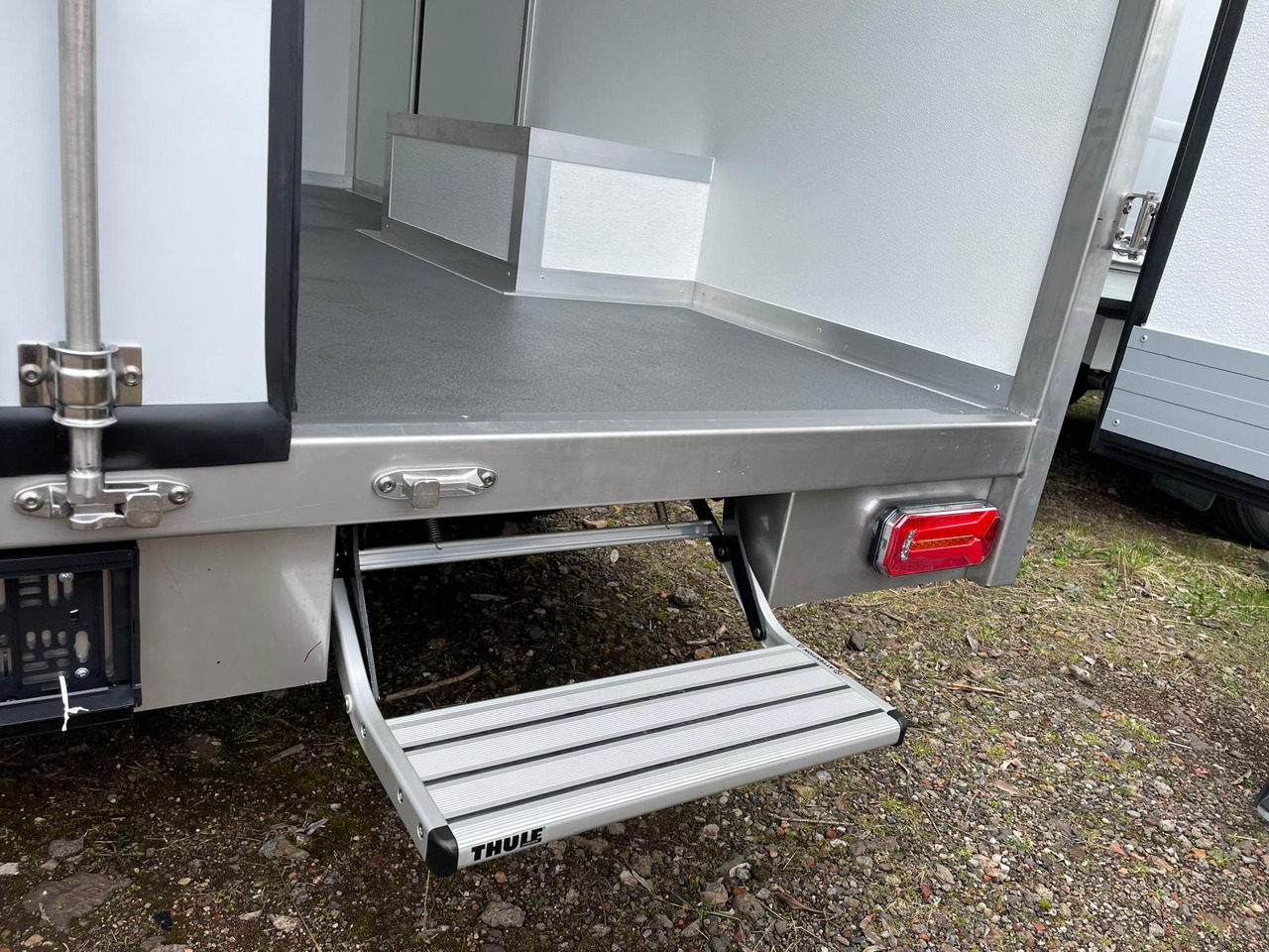 Renault Master Isolierte Koffer Platform - Closed box van: picture 4 Renault Master Isolierte Koffer Platform - Closed box van: picture 4