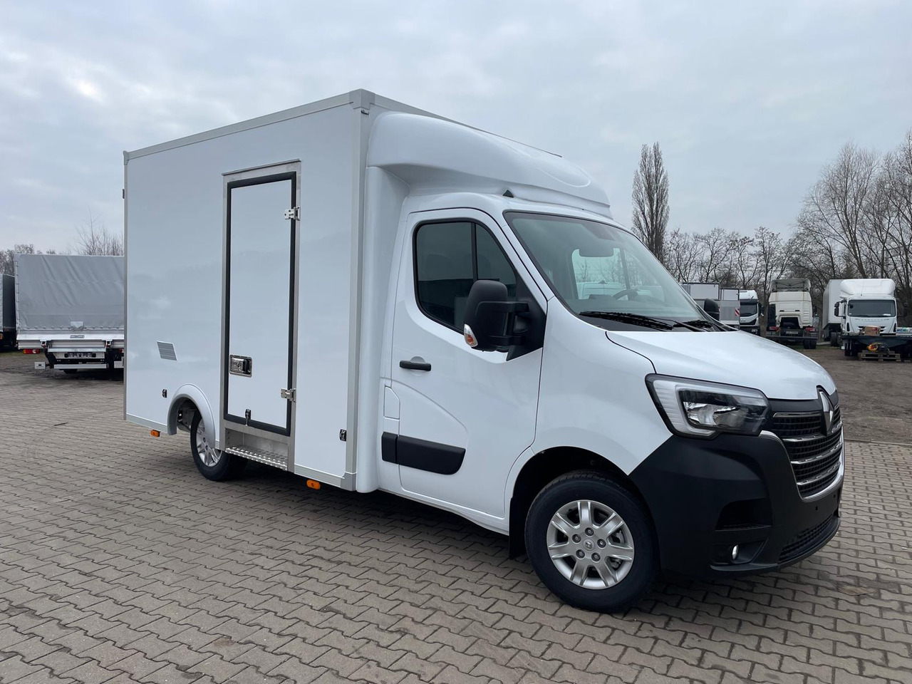 Renault Master Isolierte Koffer Platform - Closed box van: picture 1 Renault Master Isolierte Koffer Platform - Closed box van: picture 1