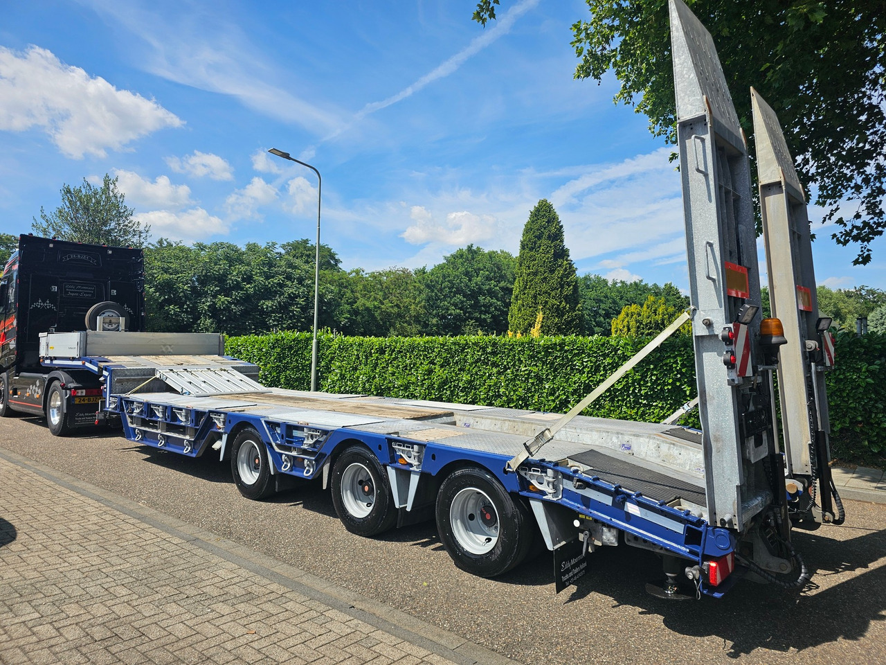 Humbauer HTS 30 - Low loader semi-trailer: picture 4 Humbauer HTS 30 - Low loader semi-trailer: picture 4