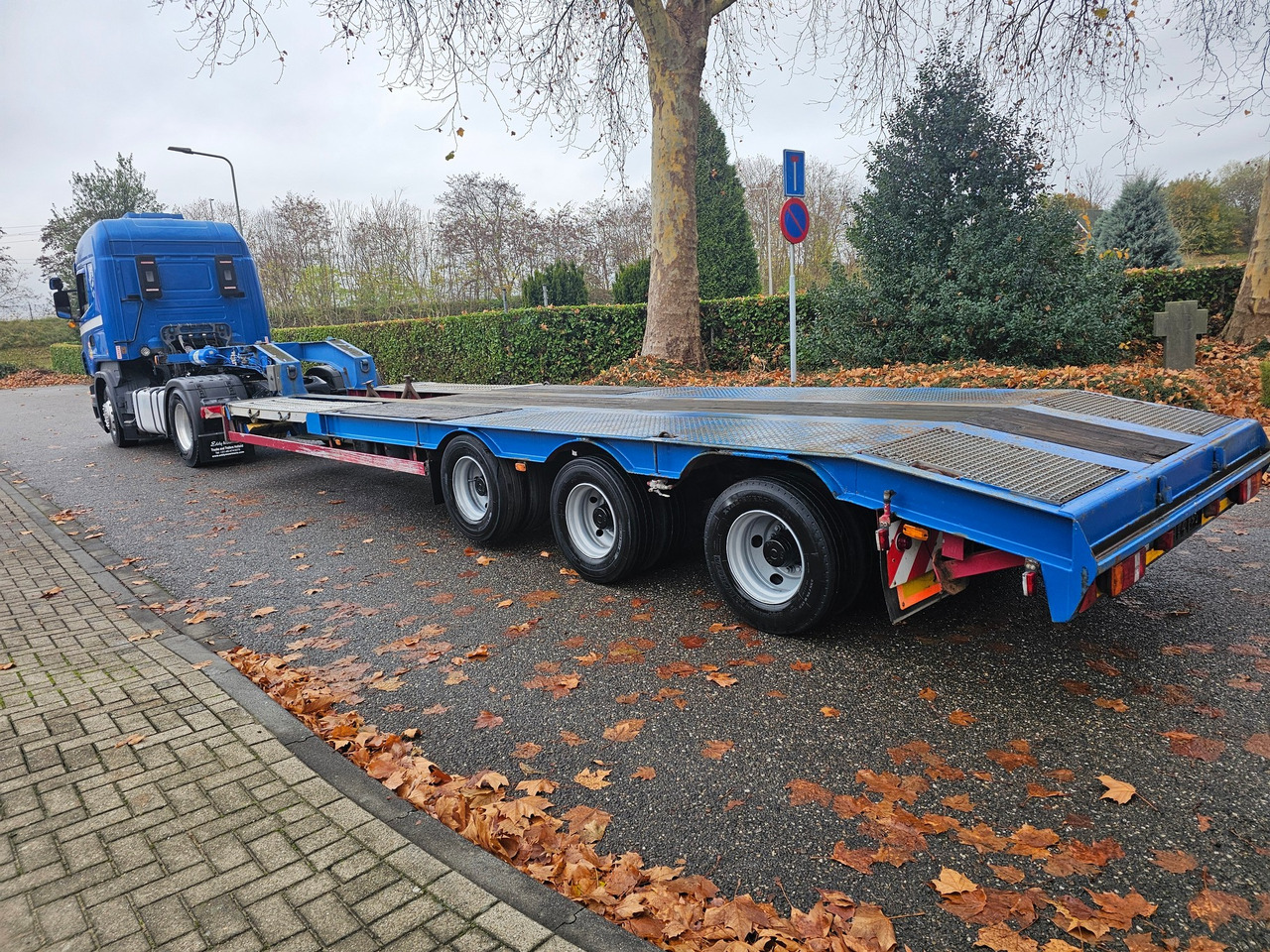 Langendorf ATUE 30/34 - Low loader semi-trailer: picture 3 Langendorf ATUE 30/34 - Low loader semi-trailer: picture 3