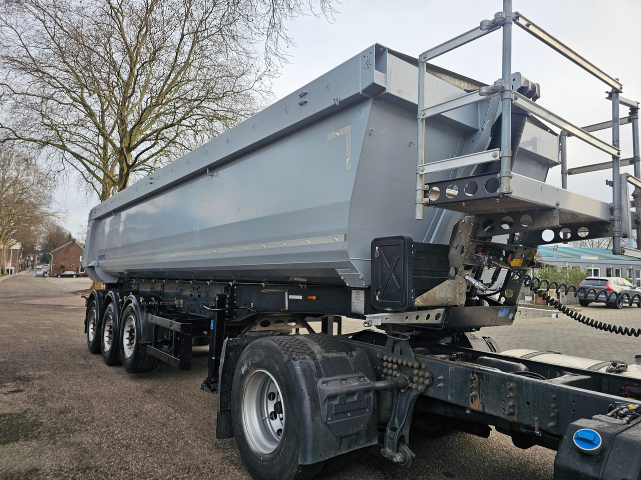 Schmitz SGF*S3 Rounded Body - Tipper semi-trailer: picture 3 Schmitz SGF*S3 Rounded Body - Tipper semi-trailer: picture 3