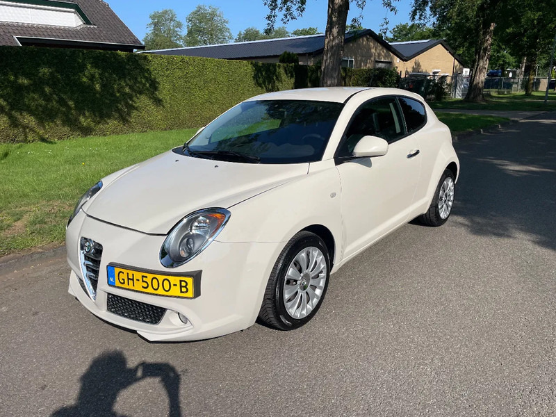 Alfa Romeo MiTo ZEER MOOI in prijs verlaagt - Hatchback: picture 2 Alfa Romeo MiTo ZEER MOOI in prijs verlaagt - Hatchback: picture 2