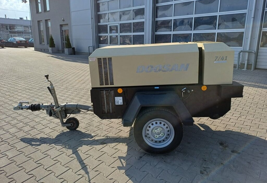 Air compressor Doosan 741: picture 7