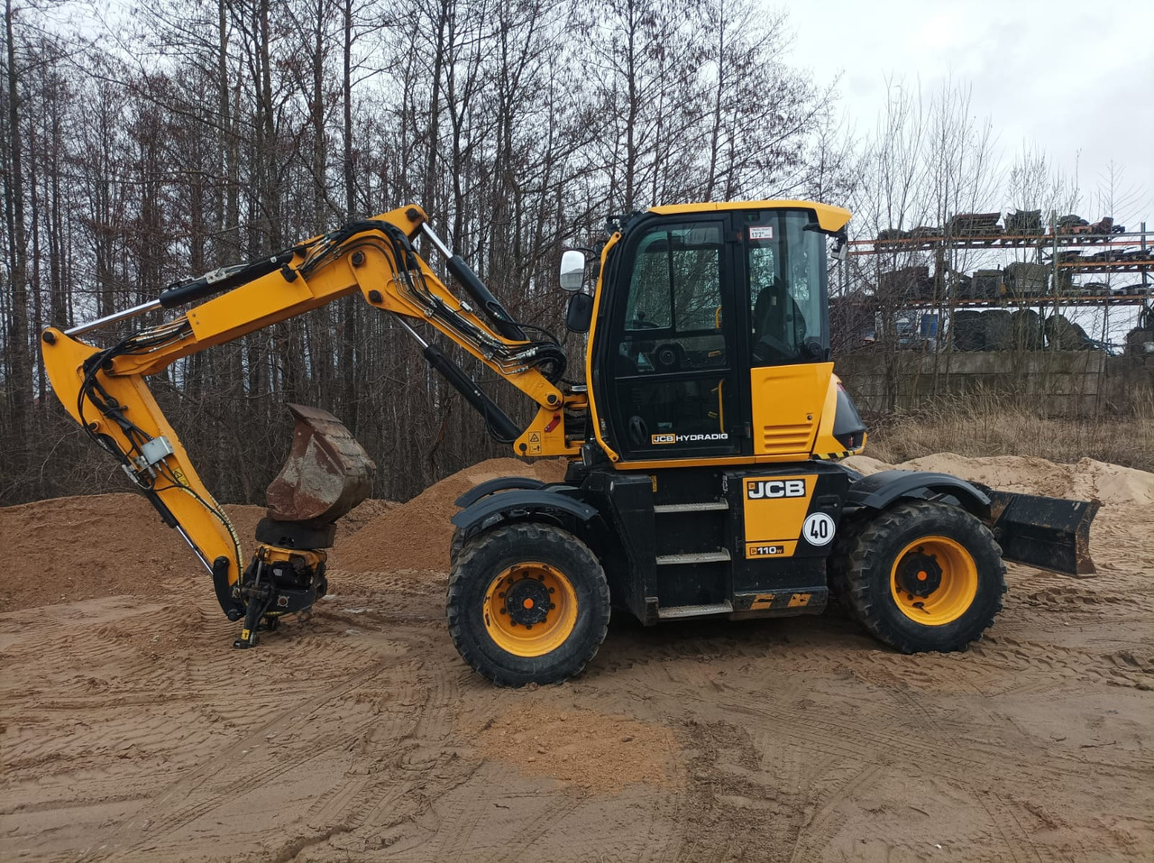JCB HD110WT T4F - Mini excavator: picture 2 JCB HD110WT T4F - Mini excavator: picture 2