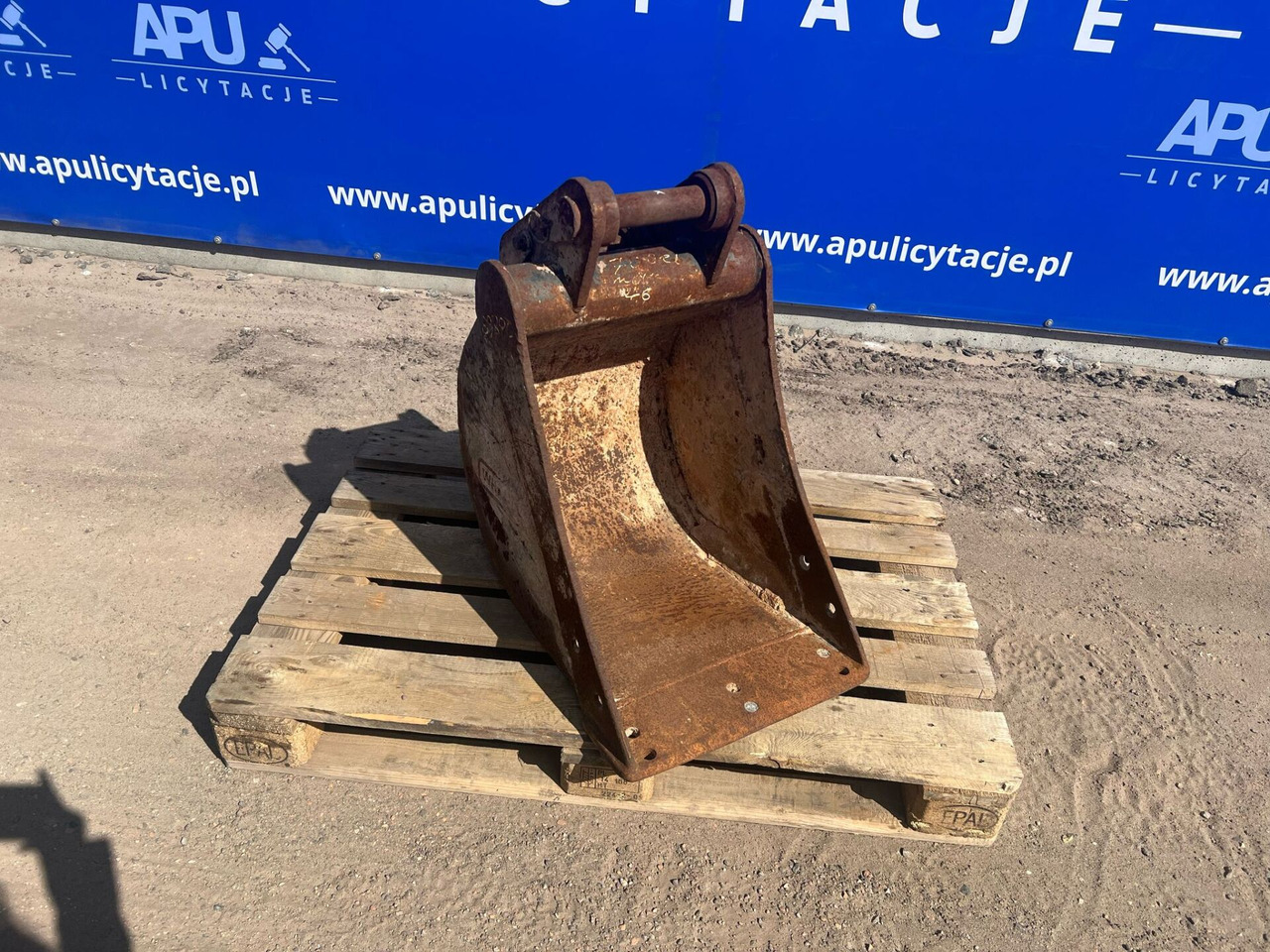 ŁYŻKA KOPIĄCA - Excavator bucket: picture 1 ŁYŻKA KOPIĄCA - Excavator bucket: picture 1