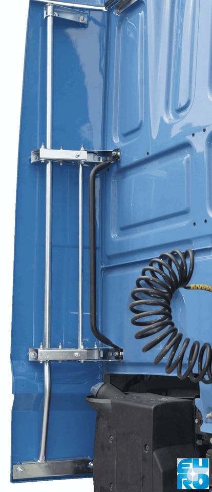 DAF XF 106 SC CABINE SPOILERSET KLAPGEDEELDE LINKS KLEUR H3279 000052 - Cab for Truck: picture 5 DAF XF 106 SC CABINE SPOILERSET KLAPGEDEELDE LINKS KLEUR H3279 000052 - Cab for Truck: picture 5
