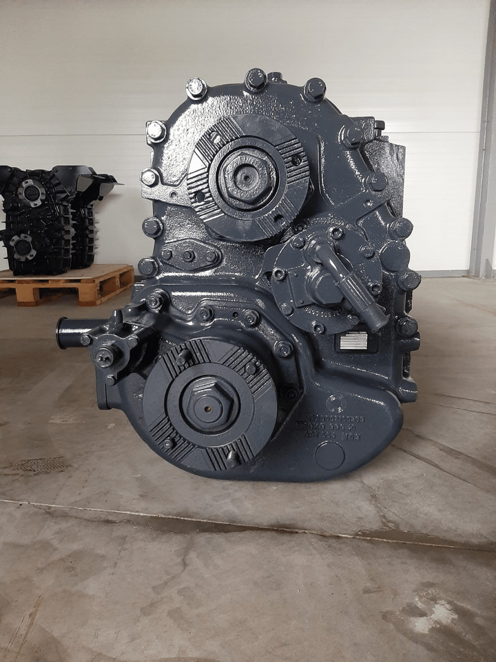 Iveco trakker vg2000 tussenbak Gebruikt ZF - Transmission for Truck: picture 1 Iveco trakker vg2000 tussenbak Gebruikt ZF - Transmission for Truck: picture 1