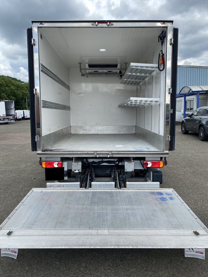 Opel Movano 145 ch diesel - Refrigerated delivery van: picture 4 Opel Movano 145 ch diesel - Refrigerated delivery van: picture 4