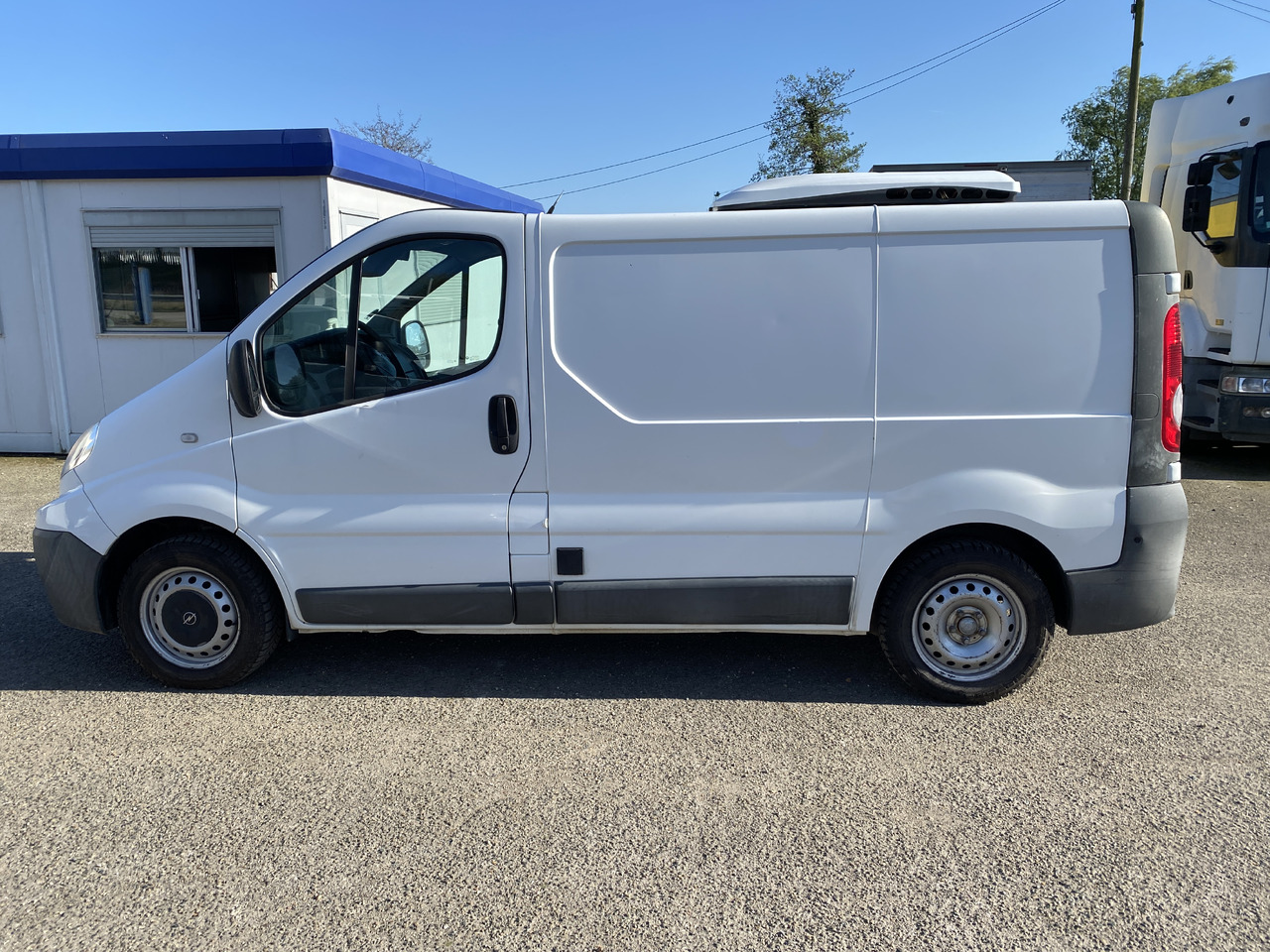 RENAULT trafic frigo - Refrigerated delivery van: picture 4 RENAULT trafic frigo - Refrigerated delivery van: picture 4