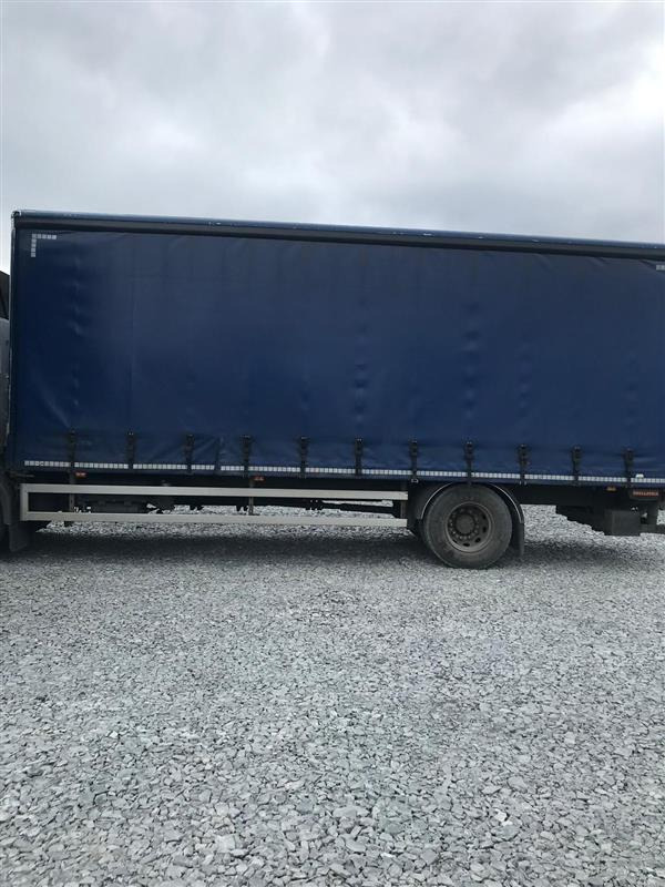 Fitzgeralds RENAULT 2017 D 18 High 4×2 250 Curtainsider - Curtain side truck: picture 3 Fitzgeralds RENAULT 2017 D 18 High 4×2 250 Curtainsider - Curtain side truck: picture 3