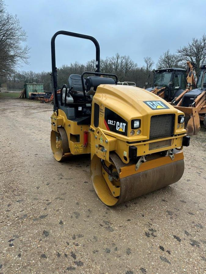 Caterpillar CB2.7 - Road roller: picture 2 Caterpillar CB2.7 - Road roller: picture 2