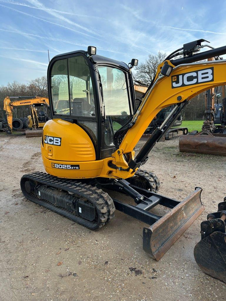 JCB 8025 ZTS - Mini excavator: picture 2 JCB 8025 ZTS - Mini excavator: picture 2