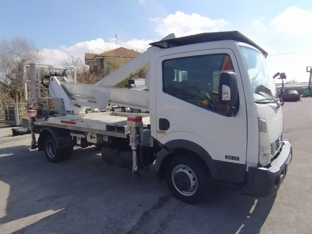 Multitel HX200 - Truck with aerial platform: picture 5 Multitel HX200 - Truck with aerial platform: picture 5