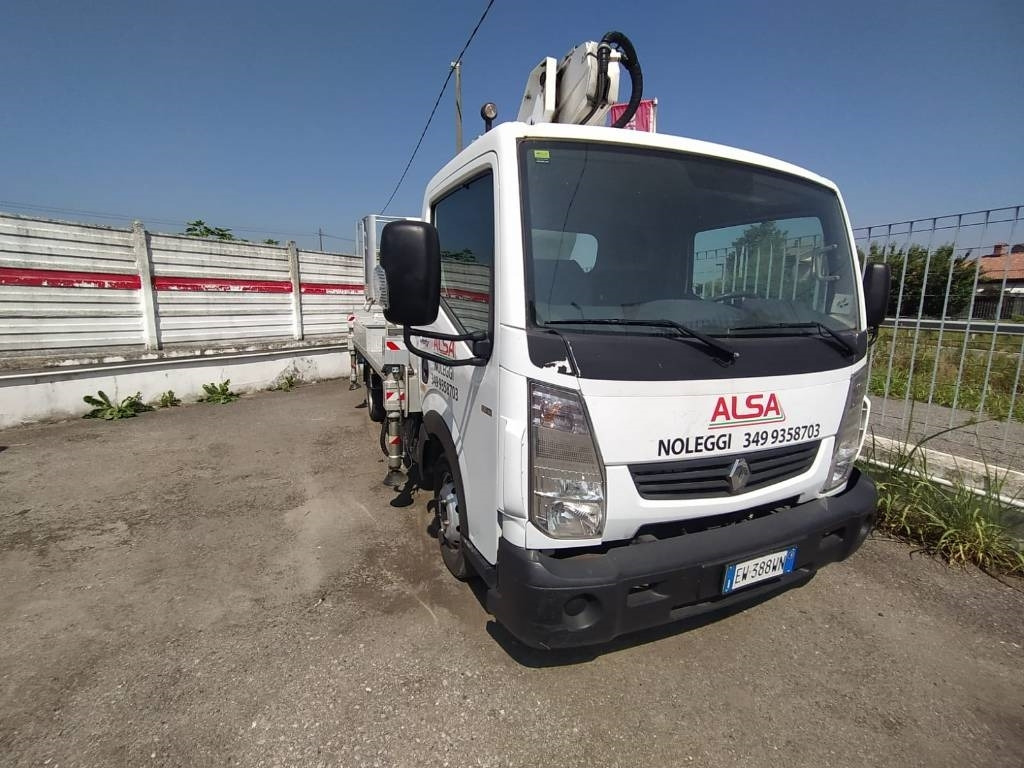 Multitel MT182 - Truck with aerial platform: picture 4 Multitel MT182 - Truck with aerial platform: picture 4