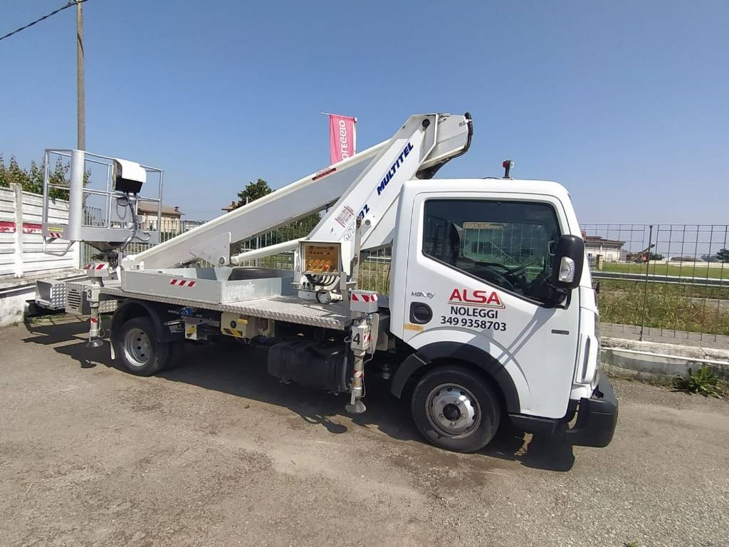 Multitel MT182 - Truck with aerial platform: picture 3 Multitel MT182 - Truck with aerial platform: picture 3