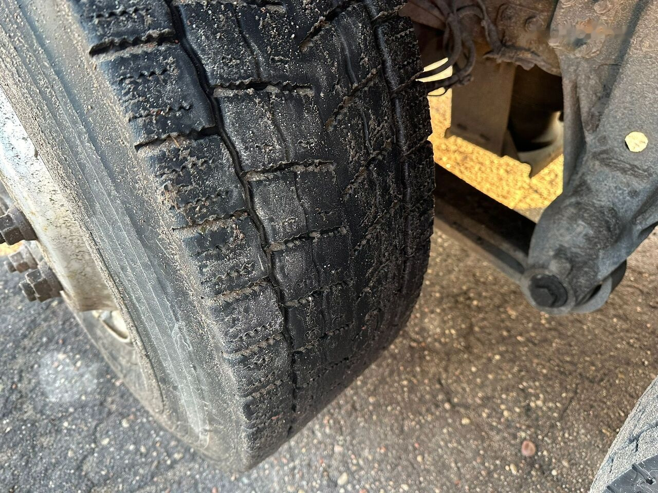 Refrigerator truck Renault Magnum 500: picture 6 Refrigerator truck Renault Magnum 500: picture 6