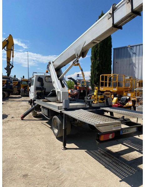 Nissan Cabstar Lifting basket 22 m - Commercial truck: picture 2 Nissan Cabstar Lifting basket 22 m - Commercial truck: picture 2