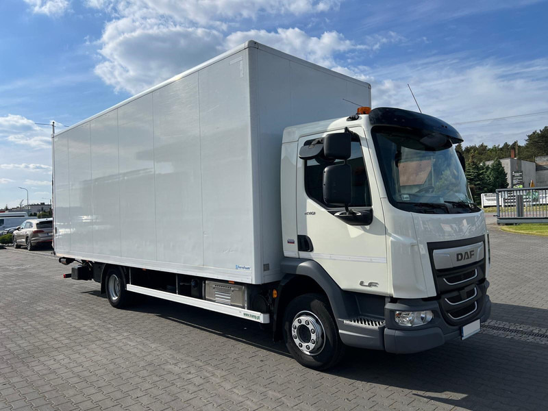 DAF LF 210 12.210 CONTAINER+LIFT 1500 kg 1.HAND - Box truck: picture 5 DAF LF 210 12.210 CONTAINER+LIFT 1500 kg 1.HAND - Box truck: picture 5