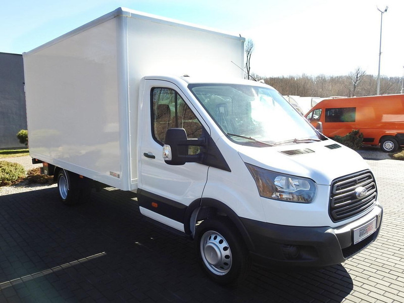 Ford TRANSIT KONTENER WINDA 8 PALET BLIŹNIACZE KOŁA KLIMATYZACJA 13 - Closed box van: picture 4 Ford TRANSIT KONTENER WINDA 8 PALET BLIŹNIACZE KOŁA KLIMATYZACJA 13 - Closed box van: picture 4