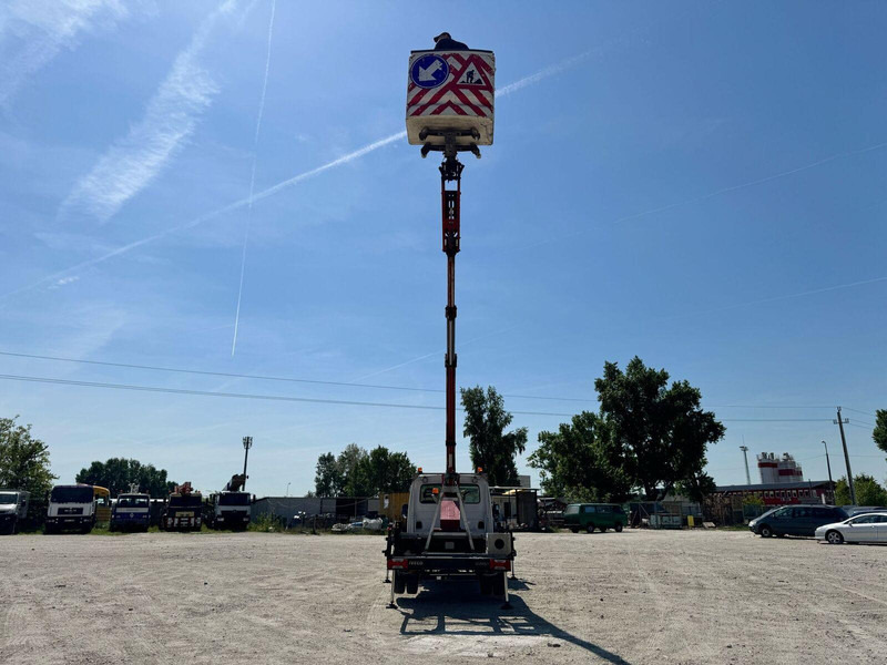 Iveco 35-140 S - Ruthmann 145TJ Lifting Basket - Truck with aerial platform: picture 5 Iveco 35-140 S - Ruthmann 145TJ Lifting Basket - Truck with aerial platform: picture 5