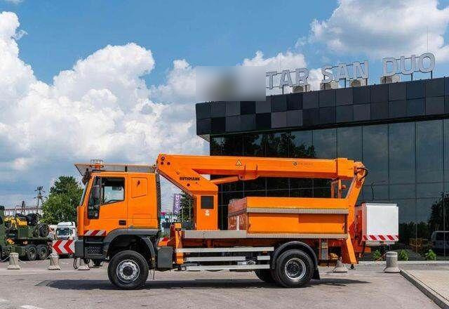 Iveco CURSOR 240 4x4 RUTHMANN T225 22,5 Meters Lift - Truck with aerial platform: picture 4 Iveco CURSOR 240 4x4 RUTHMANN T225 22,5 Meters Lift - Truck with aerial platform: picture 4