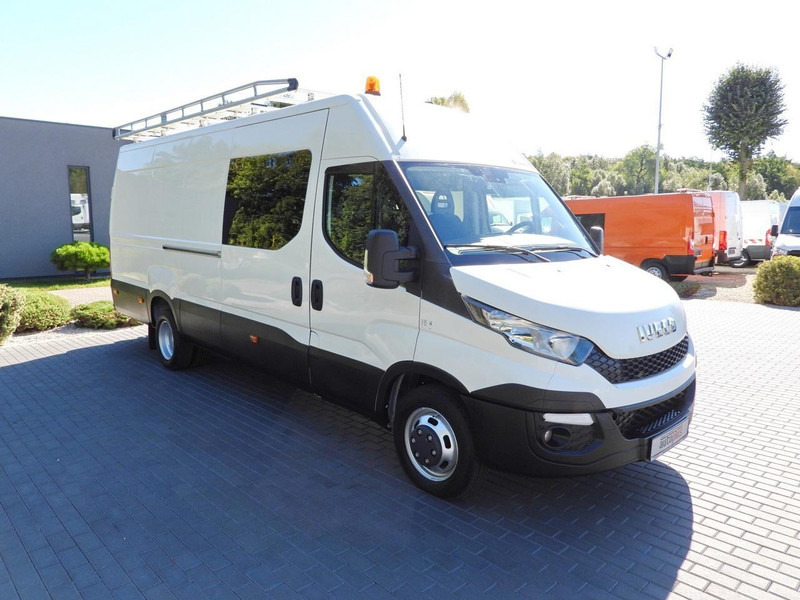 Iveco DAILY 35C17 FURGON BRYGADÓWKA 6 MIEJSC TEMPOMAT BLIŹNIACZE KOŁA - Closed box van: picture 4 Iveco DAILY 35C17 FURGON BRYGADÓWKA 6 MIEJSC TEMPOMAT BLIŹNIACZE KOŁA - Closed box van: picture 4