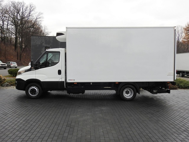 Refrigerated delivery van Iveco DAILY 70C17 CHŁODNIA 0*C WINDA 9 PALET ZASILANIE 230V TEMPOMAT K: picture 9