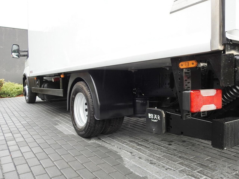 Refrigerated delivery van Iveco DAILY 70C17 CHŁODNIA 0*C WINDA 9 PALET ZASILANIE 230V TEMPOMAT K: picture 18