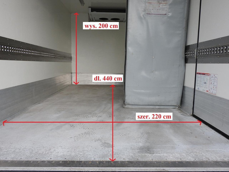 Refrigerated delivery van Iveco DAILY 70C17 CHŁODNIA 0*C WINDA 9 PALET ZASILANIE 230V TEMPOMAT K: picture 14